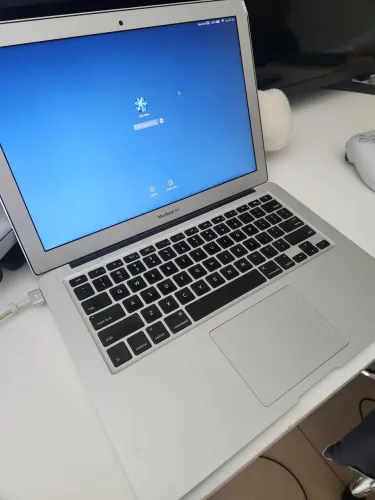 Mac Book Air 13 1,3 GHz Intel Core i5