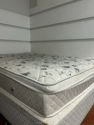 Cama box de casal 