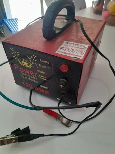 Carregador de Bateria