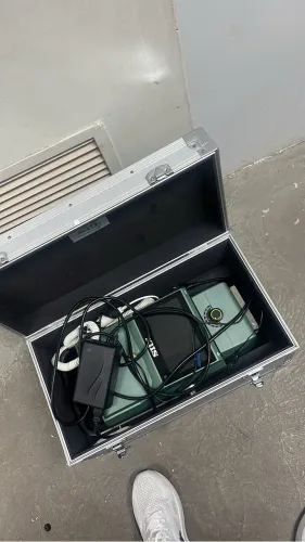 Vendo CR 10x agfa com 3 cassetes e raio x suiu 125kv precisando trocar bateria 