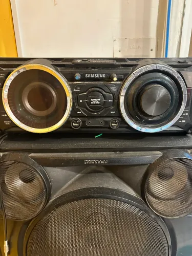 Samsung Giga Sound System MX-HS8000 - Potência de 2300W RMS