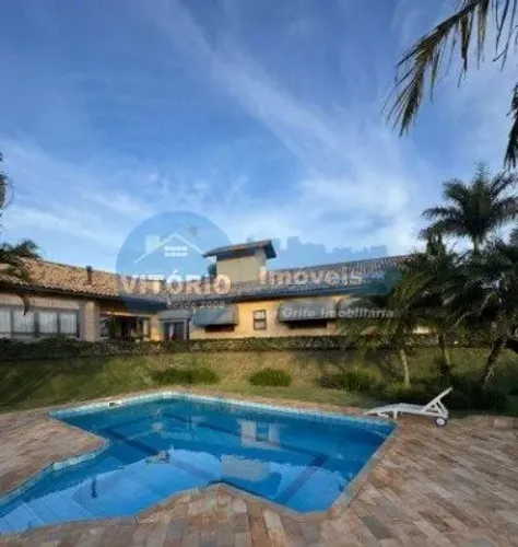Casa Térrea á venda em São Roque !