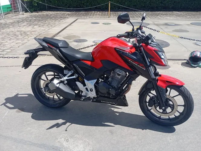 CB 300f