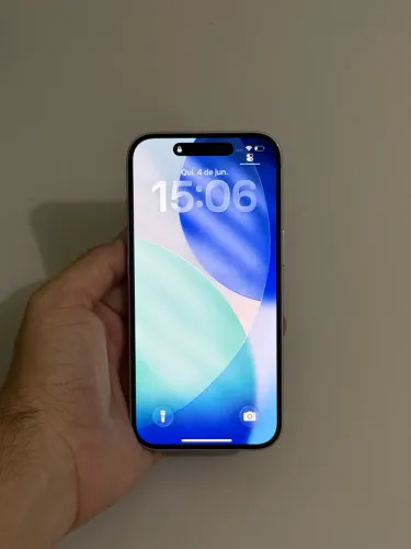 iPhone 15 128gb muito novo