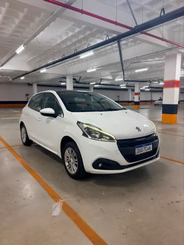 Peugeot 208 Active 1.2 Flex 12V 5P Mec. 2020