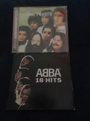 Lote 2 CDs Originais - ABBA 18 Hits + The Fevers Bis