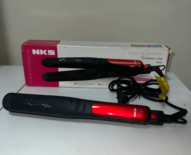 Prancha Alisadora NKS Ceramic Ion - BIVOLT ?ACEITO PROPOSTA?