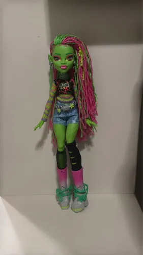 Monster High Venus McFlytrap G3 Básica 