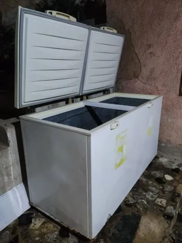 FREEZER,L 540 LITROS,A TUBULAÇÃO É NOVA E O KI
