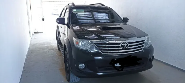 Toyota Hilux SW4 SRV D4-d 4X4 3.0 TDI Dies. AUT 2013