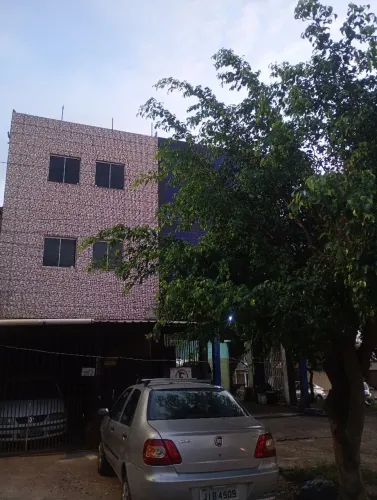 Alugo apartamento