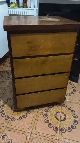 Mesinha de cabeceira