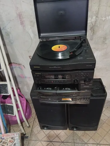 Aparelho de som Gradiente semi novo ano 1996