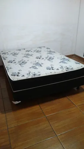 Cama Box casal colchão fino