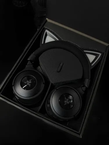 Headset Razer Kraken Kitty V3 PRO