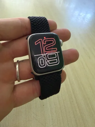 Apple Watch SE 2 + cell