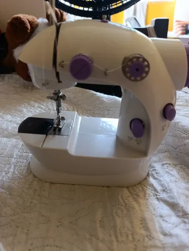 Mini máquina de custura portátil
