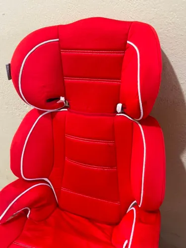CADEIRINHA E ASSENTO INFANTIL PARA CARRO!
