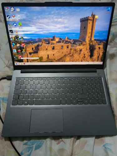 Lenovo LOQ E RTX 3050, I5 12th, 16GB RAM, SSD 512GB