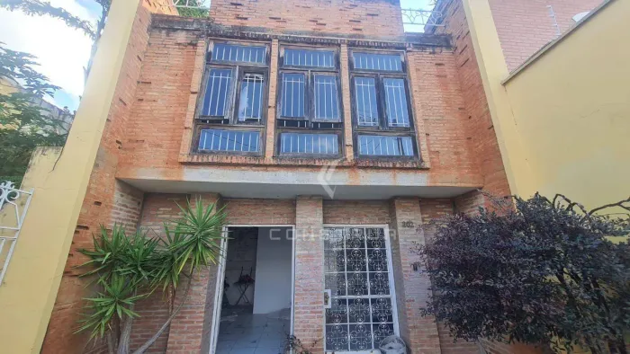 Casa com 3 dormitórios à venda, 186 m² por R$ 550.000,00 - Vila Nova São José - Campinas/S