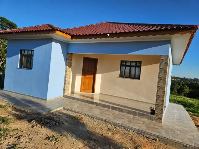 Linda CASA para locação em MANDIRITUBA