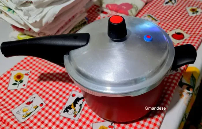 Panela de Pressão Tramontina Vancouver 4,5 L