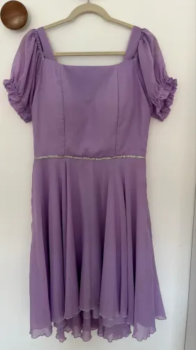 Vestido de festa lilás