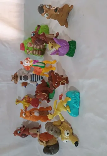 Era do gelo - Lote com várias miniaturas de personagens