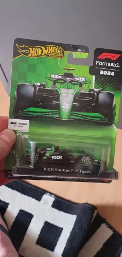 Hot Wheels kick sauber F1 premium