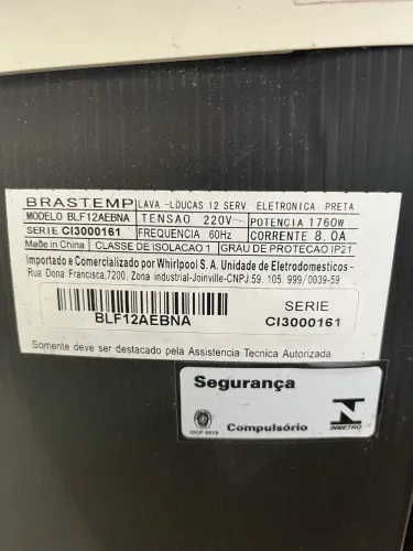 Máquina de lavar louças com 12 serviços Brastemp , semi nova