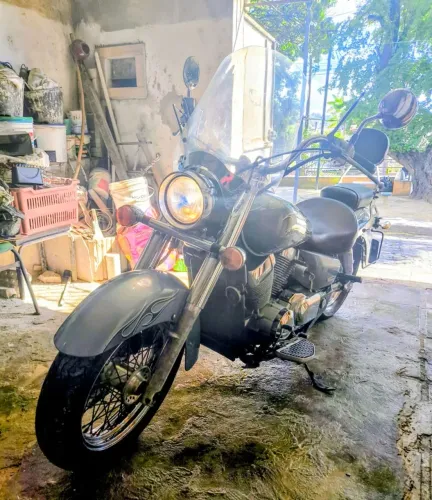 MOTO SHANDOW 750 