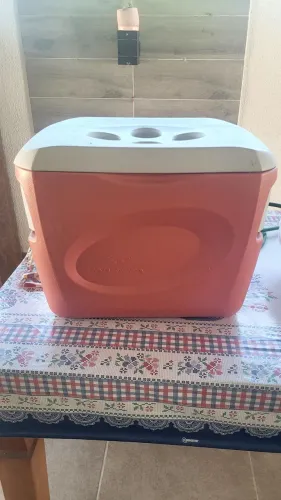 Cooler térmico invicta 34litros