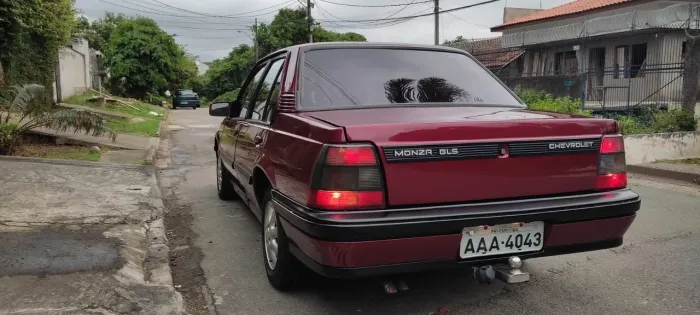 Chevrolet Monza GLS/ Hi-tech 2.0 EFI 2P E 4P 1995