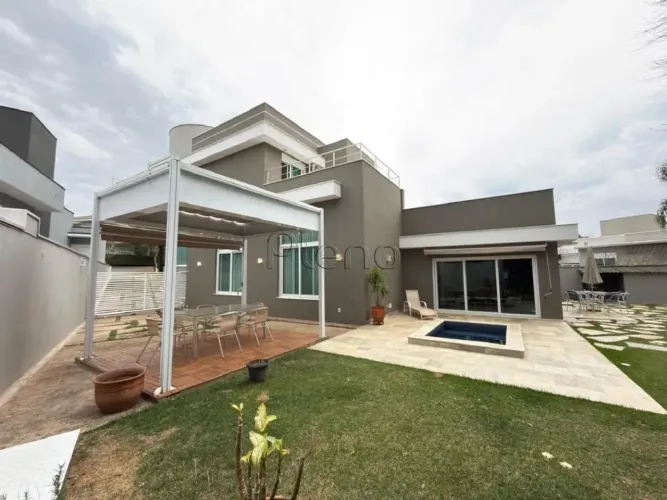 Casa à Venda no Condomínio Residencial Jardim Fiorella em Valinhos, no bairro Jardim Loren