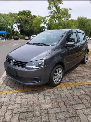 Volkswagen Fox 1.6 MI I Motion Total Flex 8V 5P 2014