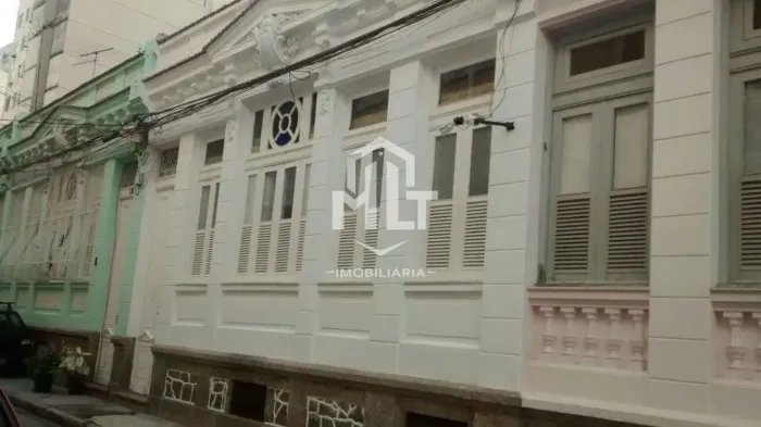 Casa de vila duplex à venda, 5 quartos, Catete - RIO DE JANEIRO - RJ