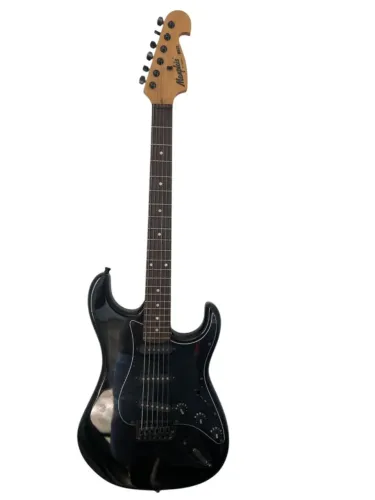 Guitarra stratocaster Memphis Mg 32