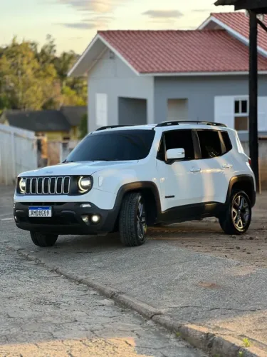 Jeep Renegade Longitude 1.8 4X2 Flex 16V Aut. 2021