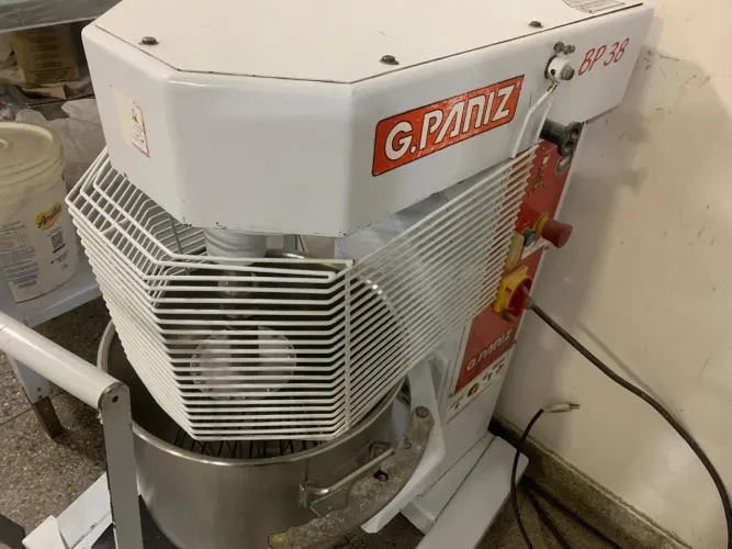 Batedeira Planetária Gpaniz 38 Litros Em Epóxi Bp38c 220v