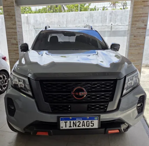 Nissan Frontier Pro4x CD 4X4 2.3 Bi-TB Die. AUT 2025