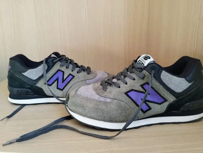 Tênis New Balance unissex - Tam 35