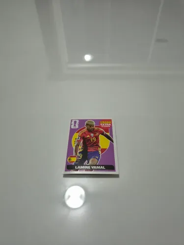 Figurinha legend LAMINE YAMAL