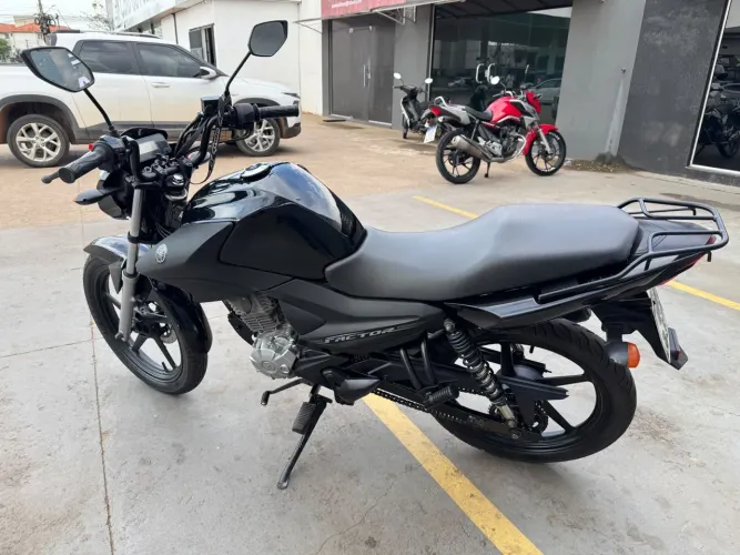 YAMAHA YBR 125i FACTOR ED