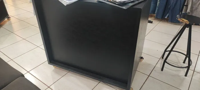 Balcão Loja tampo de vidro