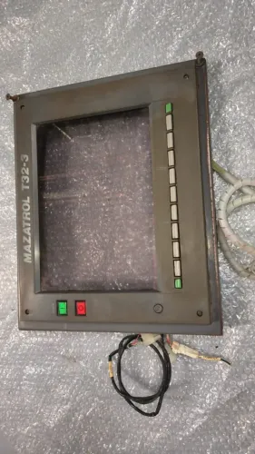 Moldura Mazatrol T32 IHM interface operador Board YZ419B-33