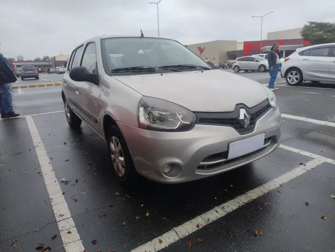 Renault Clio Expression Hi-flex 1.0 16V 5P 2024