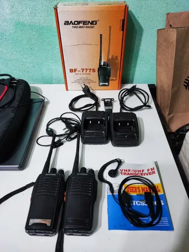 Rádio Comunicador Baofeng BF777S
