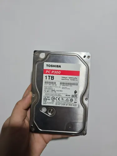 HD 1TB TOSHIBA PC300