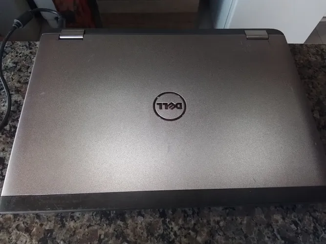 Notebook Dell i3 ssd 240  6 ram