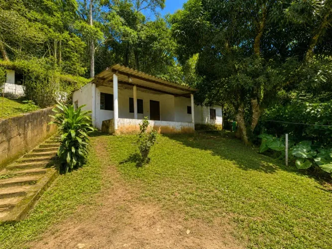 Casa para locação | 2 dormitórios | Bairro do Salto | Guararema/SP